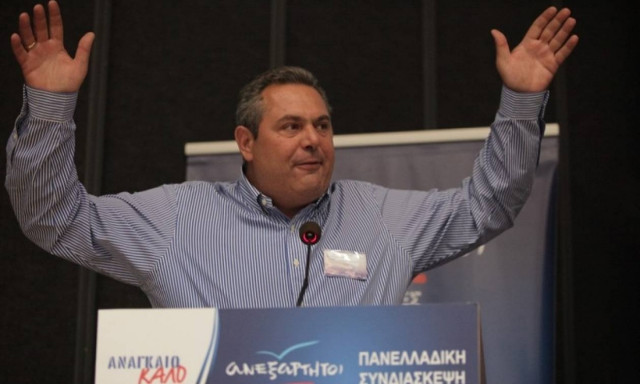 Το επικό βίντεο με τις «κωλοτούμπες» του Πάνου Καμμένου