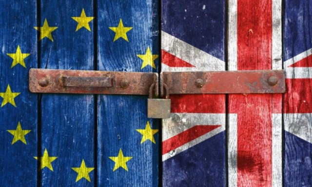 Brexit: Νέο γκάλοπ βάζει «φωτιά» 48 ώρες πριν το δημοψήφισμα - Κάμερον: Μη αναστρέψιμη η έξοδος