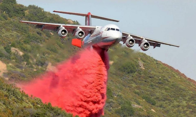 ΗΠΑ: Μαίνεται για έκτη ημέρα η φωτιά στην Καλιφόρνια (pics)