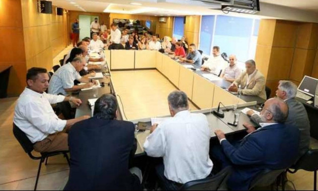 Μεγάλη κόντρα...Πατούλη-Σγούρου