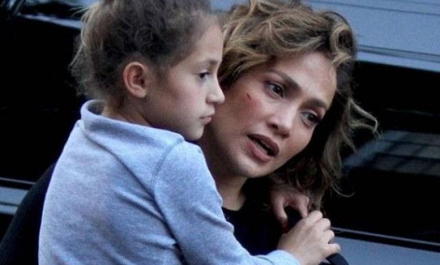 Έκπληξη στη Jennifer Lopez από τα παιδιά της!