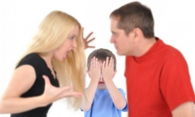 Μην κάνετε αυτά τα λάθη μπροστά στα παιδιά σας