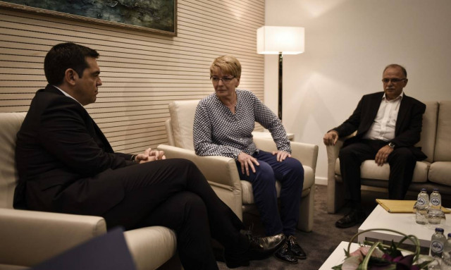 Τσίπρας-Τσίμερ: Επιβεβαιώνεται η Αριστερά για τα αίτια ενίσχυσης της ξενοφοβίας στην ΕΕ