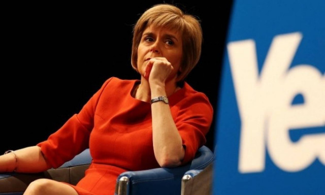 Στις Βρυξέλλες η Στέρτζον – Προτεραιότητα οι σχέσεις με την ΕΕ