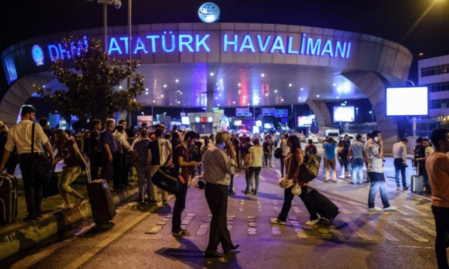 Ομπάμα και CIA βλέπουν το Ισλαμικό Κράτος πίσω από την επίθεση στο Ατατούρκ