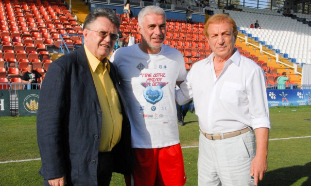 Ηχηρό μήνυμα κοινωνικής αλληλεγγύης από τον ΠΣΑΠ και τον Εκπαιδευτικό Όμιλο ΞΥΝΗ