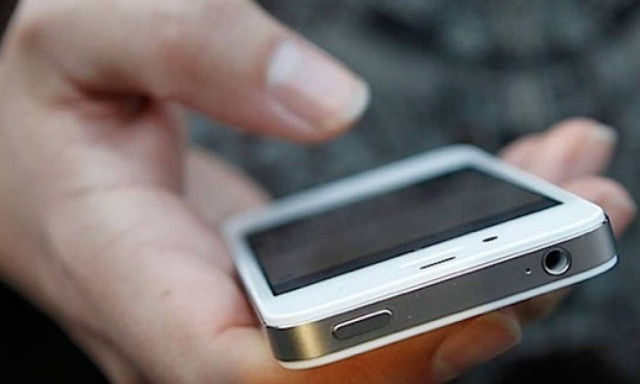 Τι συμβαίνει με τις φωτογραφίες στο Facebook - Νέα εξέλιξη (Video)