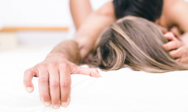 Τρομακτικό: Το 2025 οι γυναίκες θα θέλουν να κάνουν σεξ όχι με άνδρες, αλλά με… (video+photo)