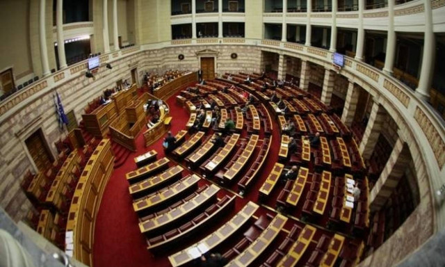 Εκλογικός νόμος: Αντιδράσεις των κομμάτων για το νομοσχέδιο