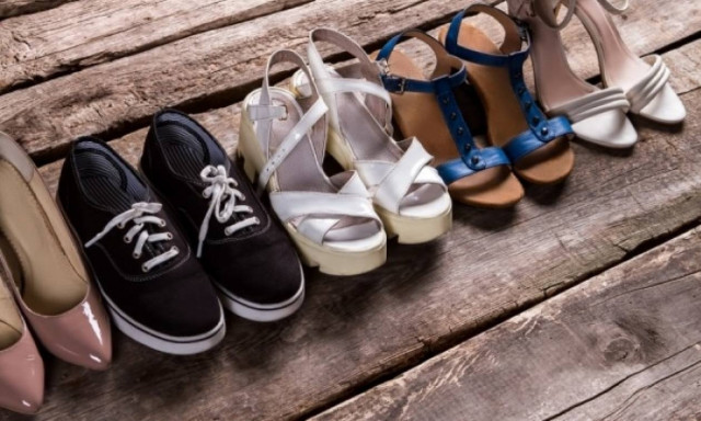 Οστεοαρθρίτιδα στα γόνατα: Ποια είναι τα κατάλληλα παπούτσια