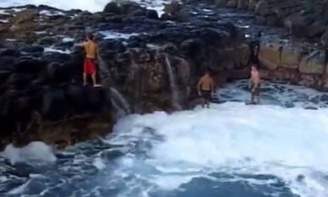 Η «λίμνη του θανάτου» - Σε αυτή την φυσική «πισίνα» μπορείς να χάσεις τη ζωή σου (video)