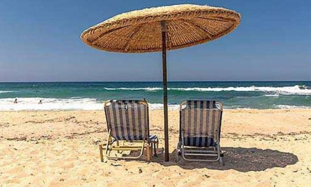 Οι κανόνες χρήσης παραλιών από Δήμους & ιδιώτες