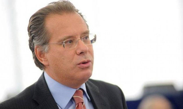 Κουμουτσάκος: Το σχέδιο τους δεν θα περάσει - Η Δημοκρατία δεν θα υποκύψει