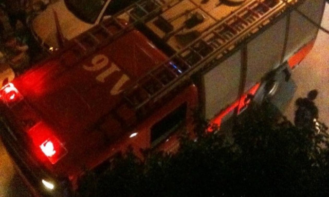 Καλλιθέα: Χάος, σκοτάδι, κυκλοφοριακά προβλήματα και εγκλωβισμοί στα νότια προάστια (video+photos)