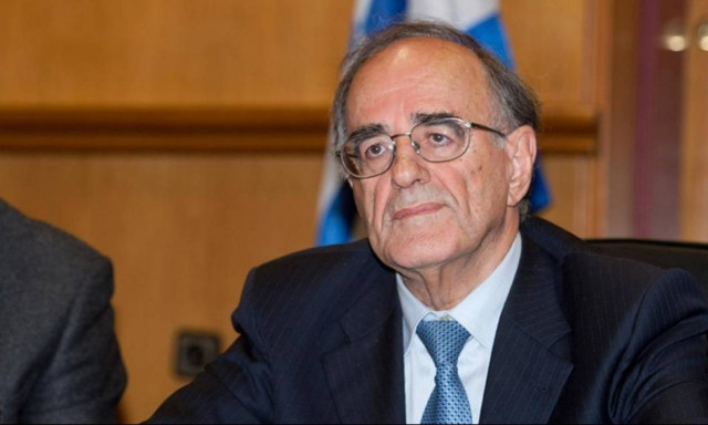 Σούρλας: Κόβουν το ΕΚΑΣ από τους συνταξιούχους - Χαρίζουν δισ. ευρώ στους λαθρέμπορους