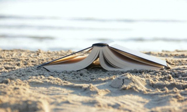 Τα αδιάβροχα βιβλία ή αλλιώς… τα βιβλία της παραλίας!