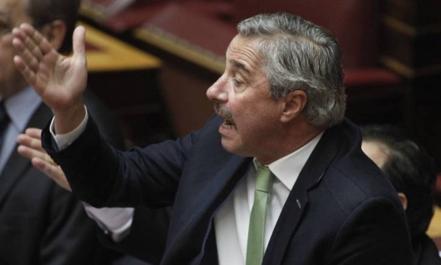 Άγριος καυγάς Μανιάτη - Σκουρλέτη στη Βουλή