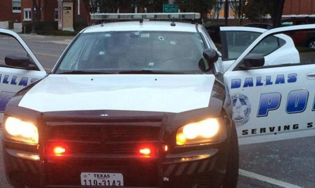 Ντάλας - Αστυνομία: Άγνωστα τα κίνητρα της επίθεσης κατά των 11 αστυνομικών