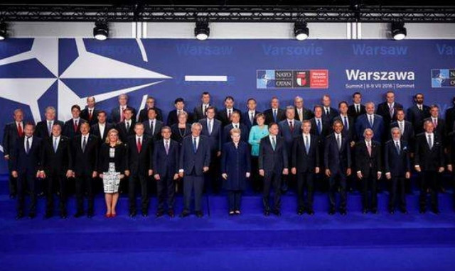 NATO: Διάλογος με τη Ρωσία παρά τη στρατιωτική ενίσχυση