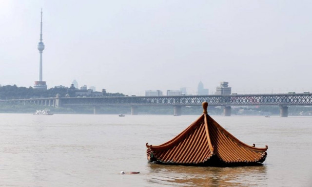 Κίνα: Στο έλεος των πλημμυρών - Τουλάχιστον 160 νεκροί (pics+vid)
