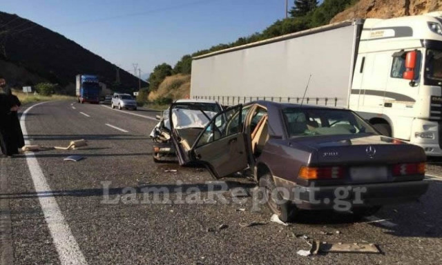 Τριπλή καραμπόλα στις στροφές του Μπράλου (pics)