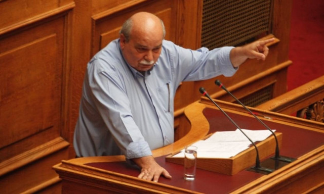 Βούτσης: Κανένα παζάρι μεταξύ κυβέρνησης και βουλευτών για τον εκλογικό νόμο