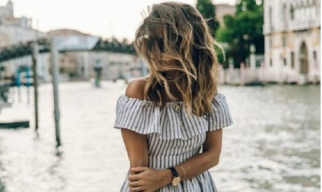 Τα 10 βασικά fashion κομμάτια που πρέπει να έχεις μαζί σου στο νησί!