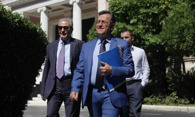 Η πρόταση – έκπληξη του Νικολόπουλου στον Τσίπρα για τον εκλογικό νόμο (vid)