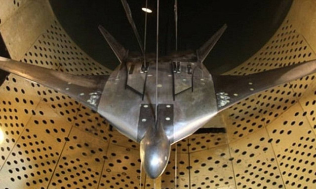 Παγκόσμιος τρόμος από το νέο υπερόπλο της Ρωσίας που βομβαρδίζει από το… διάστημα! (videos+photos)