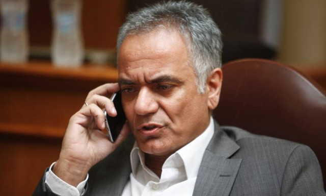 «Κωλοτούμπα» Σκουρλέτη: Μετά την κατακραυγή πήρε πίσω τη διάταξη για τα εκτός σχεδίου οικόπεδα