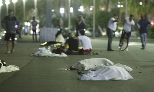 Truck attacker kills 84 celebrating France's Bastille Day