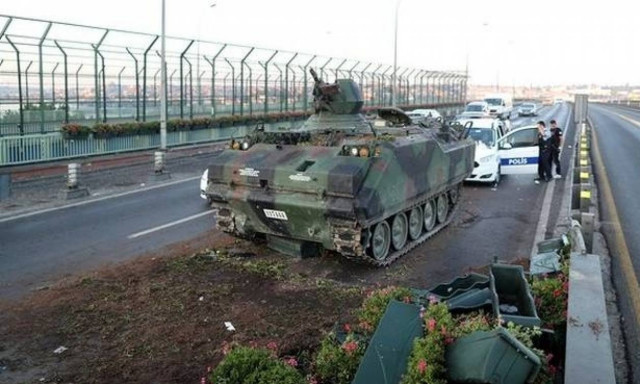 Bild: Ο ηγέτης των πραξικοπηματιών είναι ο Akin Ozturk;