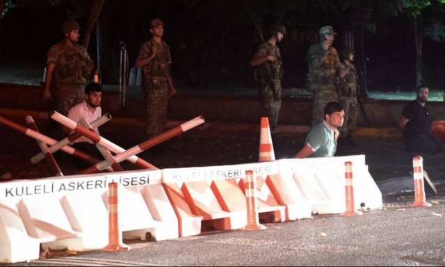 Πραξικόπημα Τουρκία: Ο έλεγχος της κυβέρνησης έχει αποκατασταθεί σε όλη τη χώρα