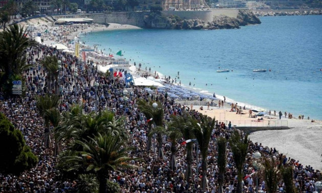 Επίθεση Νίκαια: Οι τελευταίες selfies του μακελάρη μέσα στο φορτηγό