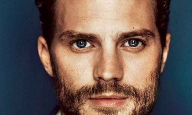 Οι φωτός που θα σου φτιάξουν τη μέρα: Ο Jamie Dornan στο Παρίσι, πιο γοητευτικός από ποτέ