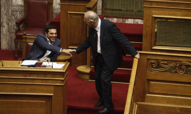 Εκλογικός νόμος: Πέρασε η «α λα καρτ» απλή αναλογική του Τσίπρα