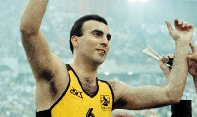 Σαν σήμερα το 1957 γεννήθηκε ο Νίκος Γκάλης