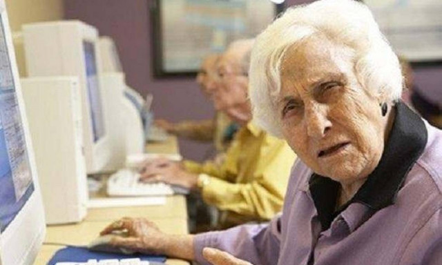 Πρόγραμμα εκμάθησης χρήσης ηλεκτρονικών υπολογιστών για τους Ομογενείς ηλικιωμένους της Αυστραλίας