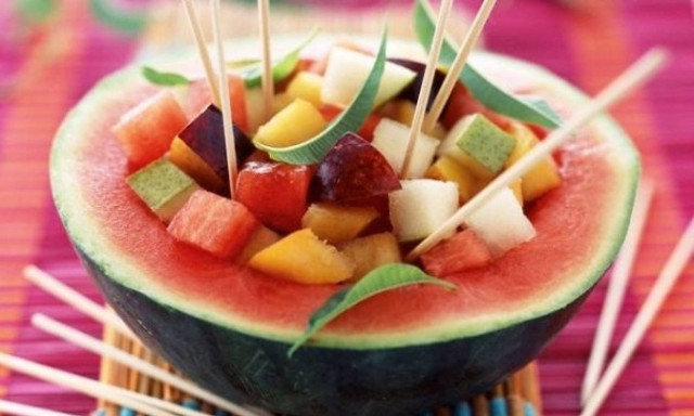 Φρουτοσαλάτα: 7 τρόποι να την απολαύσετε!