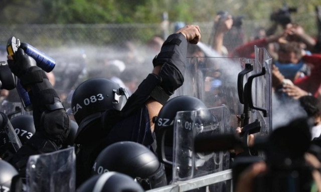 Κολωνία: Έντονη ανησυχία και αντιδράσεις για τις διαδηλώσεις Τούρκων και Γερμανών ακροδεξιών