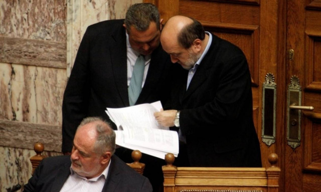 Η κυβέρνηση διατυμπανίζει ότι πολεμά τη φοροδιαφυγή αλλά τσιμουδιά για τη σύζυγο του Πάνου Καμμένου