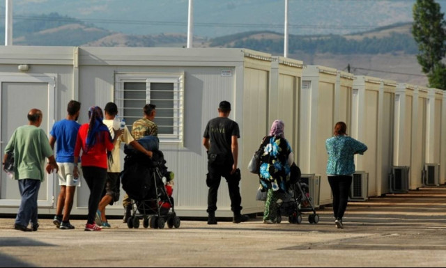 Thursday: 57,027 identified migrants and refugees in Greece