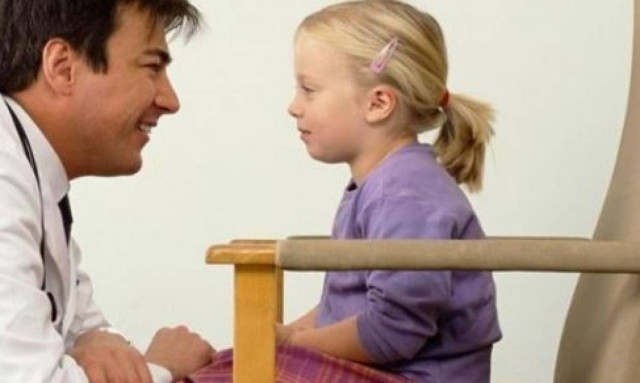 Τί σημαίνει όταν η γλώσσα του παιδιού είναι λευκή;