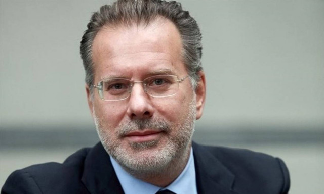 Κουμουτσάκος: Από τις καταλήψεις και τους βανδαλισμούς τώρα και στη βεβήλωση. Φτάνει πια"