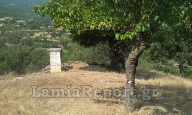 Φθιώτιδα: Βγήκαν να παίξουν και βρήκαν… χειροβομβίδα! (pics)