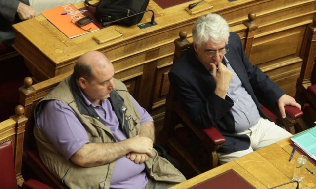 Φίλης - Παρασκευόπουλος αποδοκίμασαν την εισβολή αντιεξουσιαστών σε εκκλησία