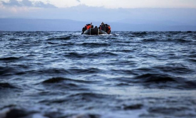 Boat with migrants and refugees capsizes off the coast of Mytilene