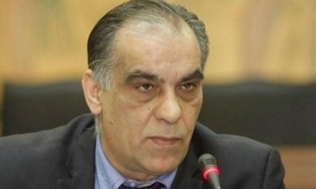 Ξυλοκόπησαν τον Δήμαρχο Περάματος