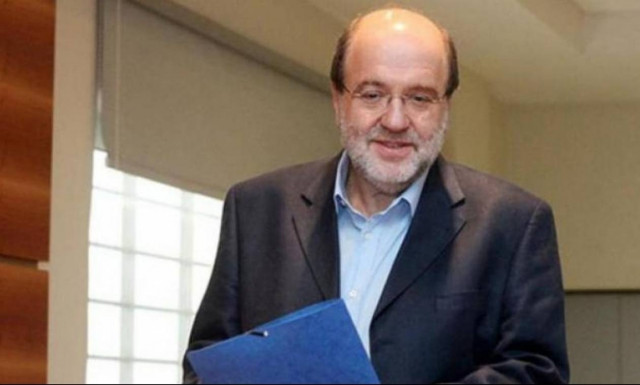 Το μπαλάκι της φοροδιαφυγής στους πολίτες από τον Τρ. Αλεξιάδη