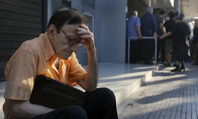 Τι είχες... Κατρούγκαλε τι είχα πάντα! Νέο «τσεκούρι» στις κύριες συντάξεις στα τέλη Αυγούστου